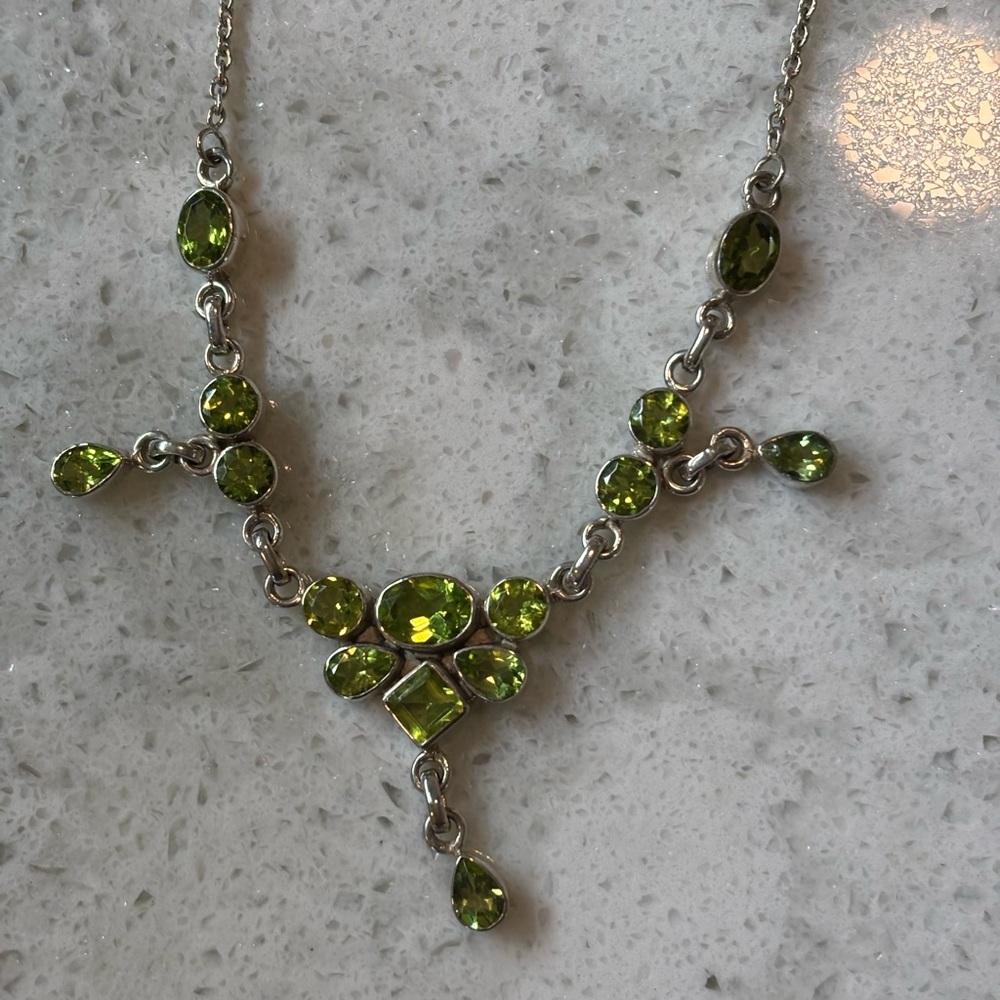Nicky Butler Sterling Silver/Peridot Gemstone Necklace 18 inch length EUC